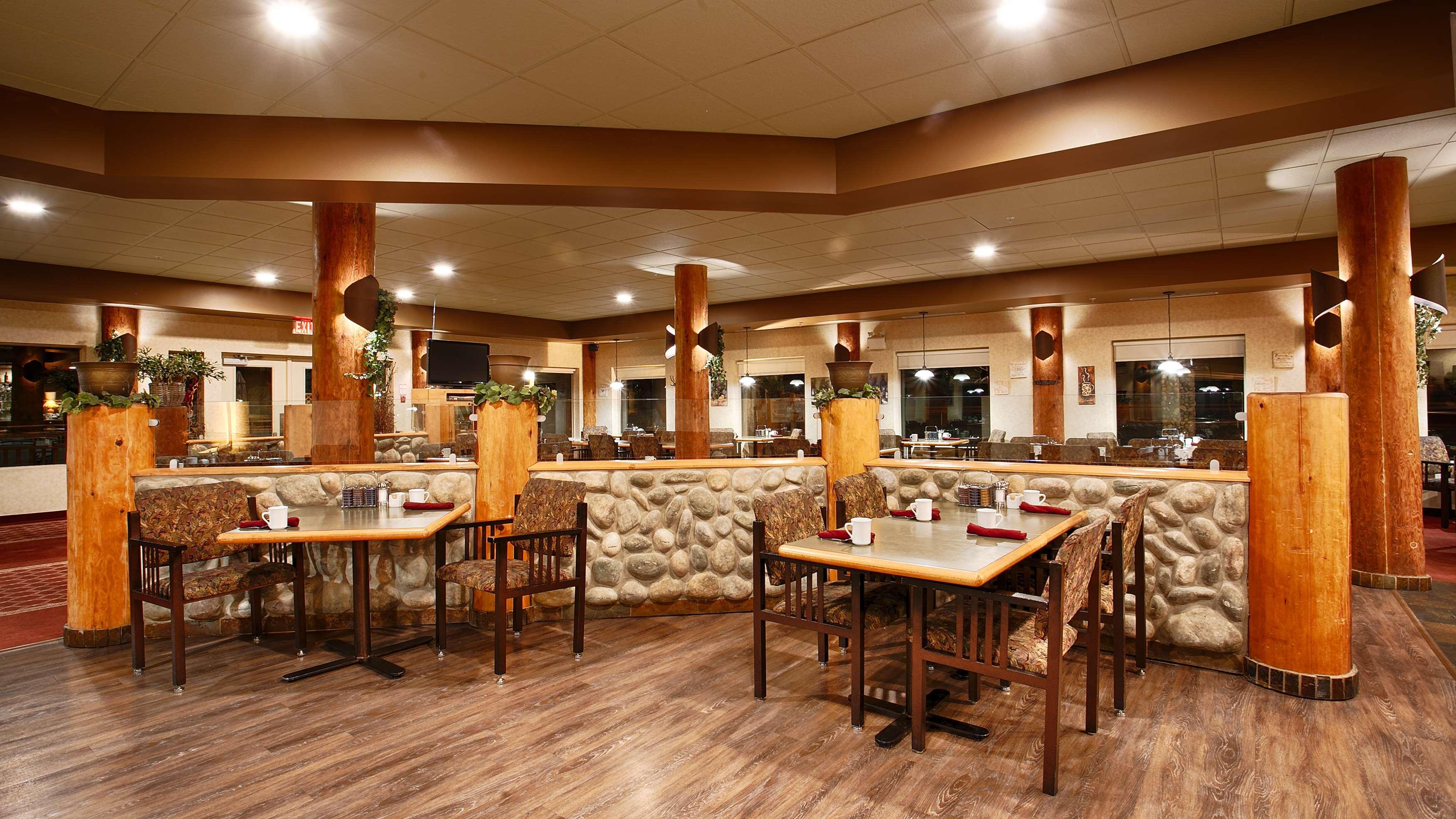 Best Western Plus Valemount Inn & Suites Zewnętrze zdjęcie